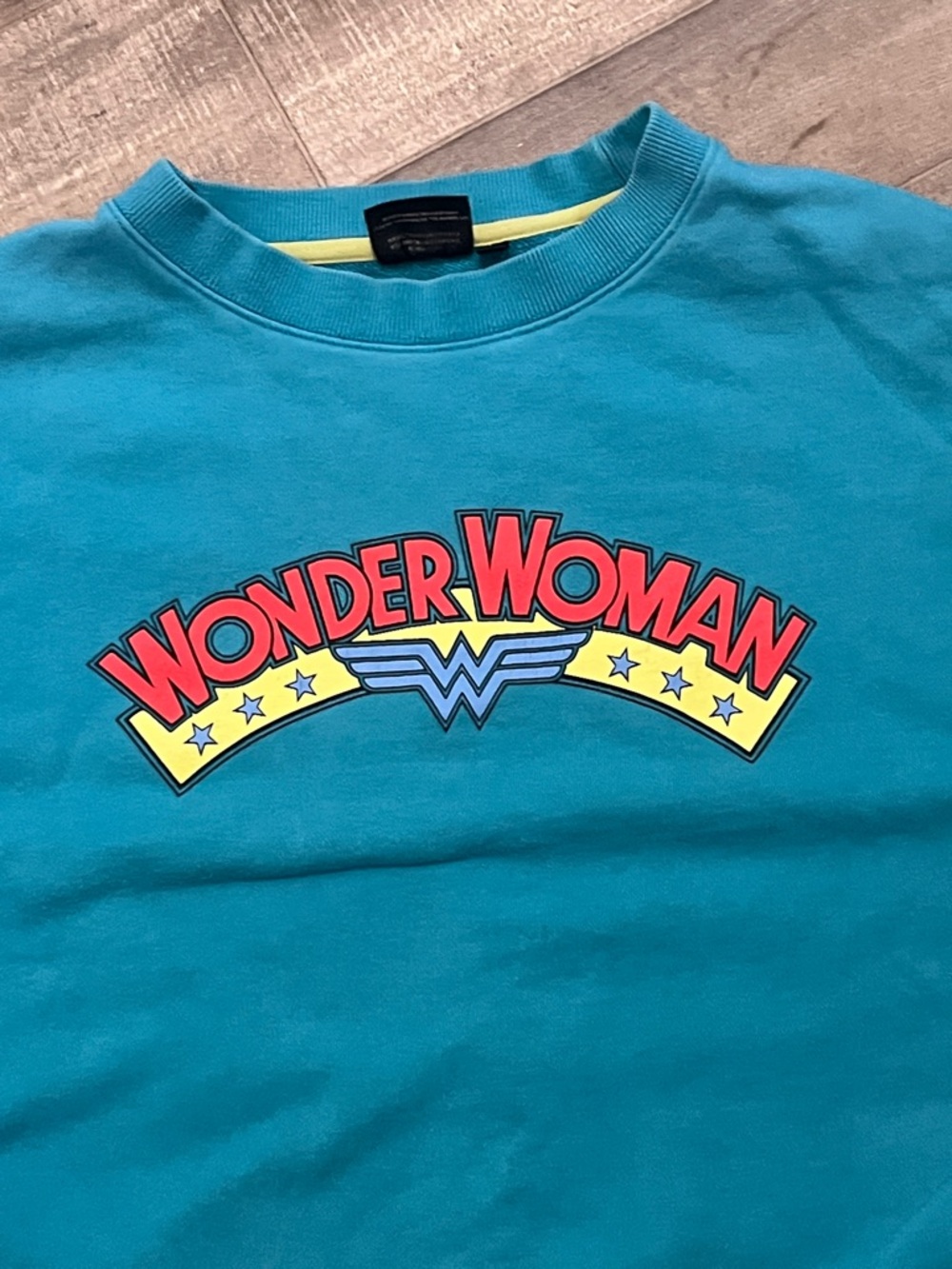 Wonder Woman Teal Graphic Crewneck Sweatshirt - Women's Sweater - Picture 3 of 8